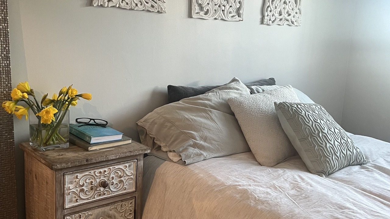 Photo of Bedroom in Emeryville
