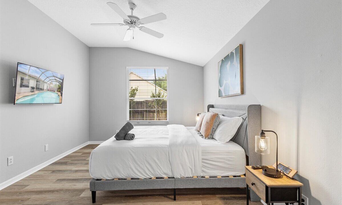 Photo of Bedroom in Meadow Pointe