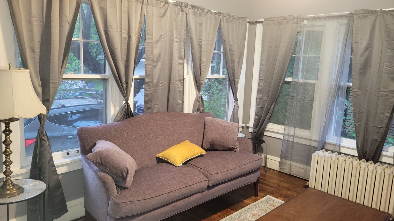 Photo of Livingroom in Cleveland