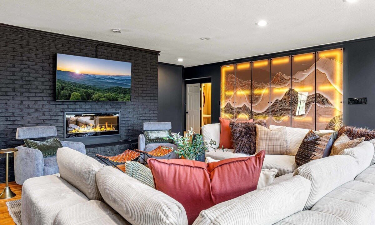 Photo of Bedroom in Asheville