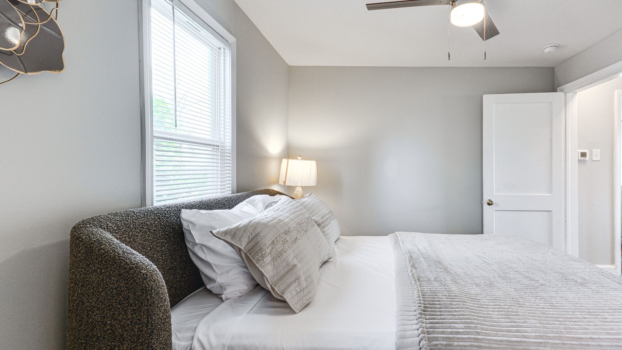 Photo of Bedroom in Jamestown