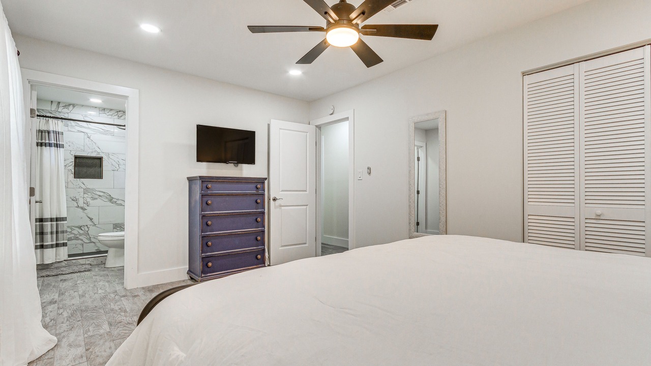 Photo of Bedroom in Northeast Pensacola