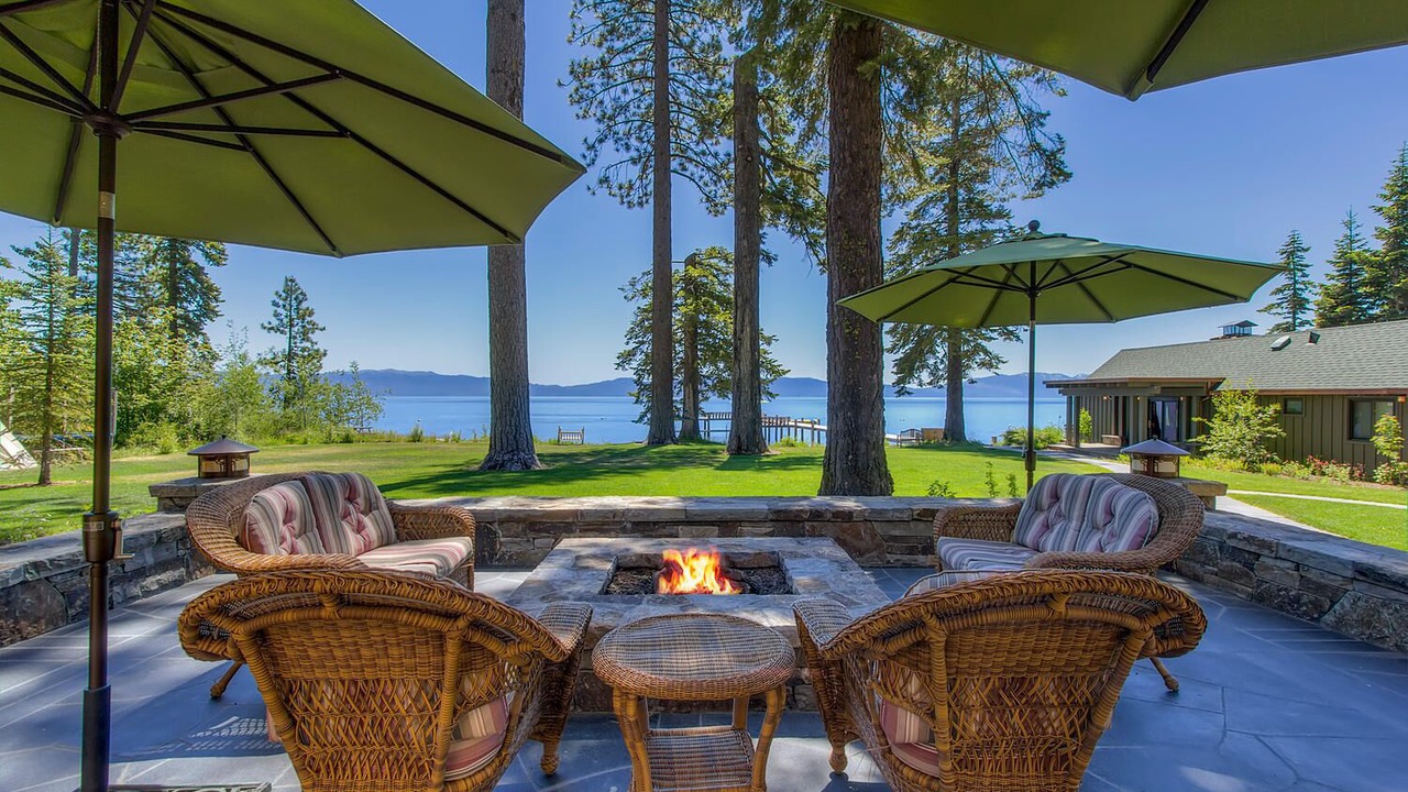Photo of Patio Balcony in Tahoe City