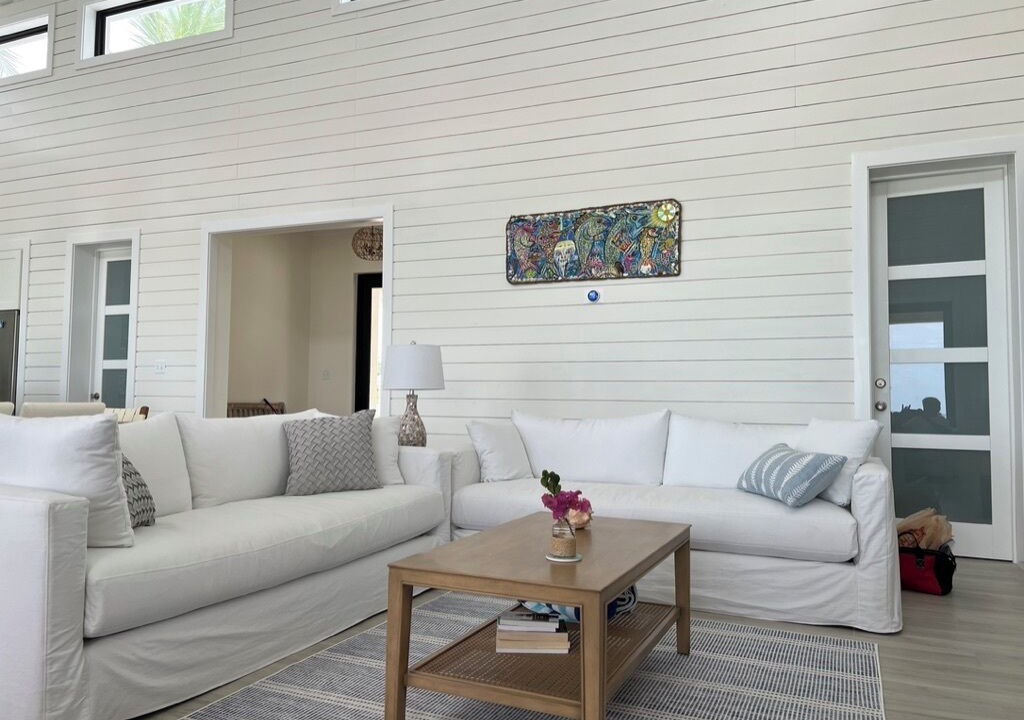 Photo of Livingroom in Rokers Point