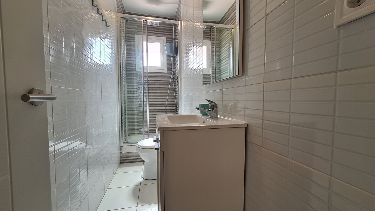 Photo of Bathroom in Collblanc y La Torrassa