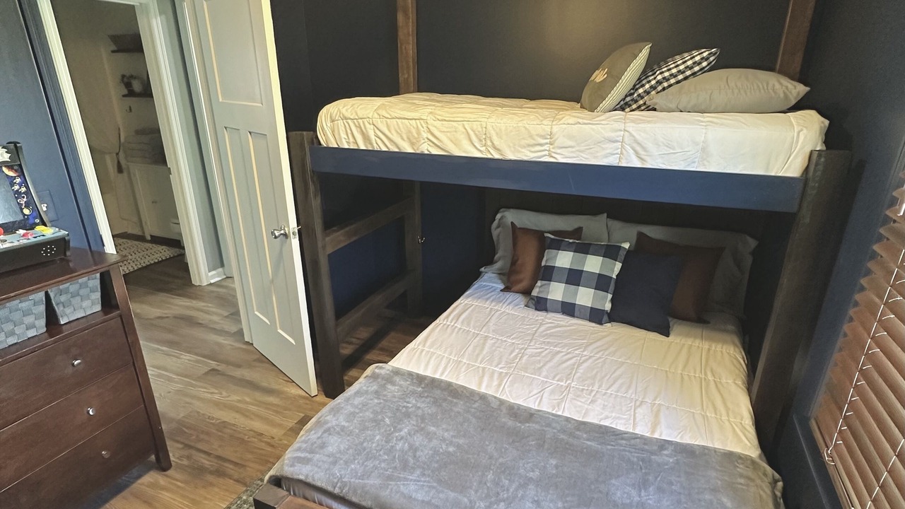 Photo of Bedroom in West Blocton