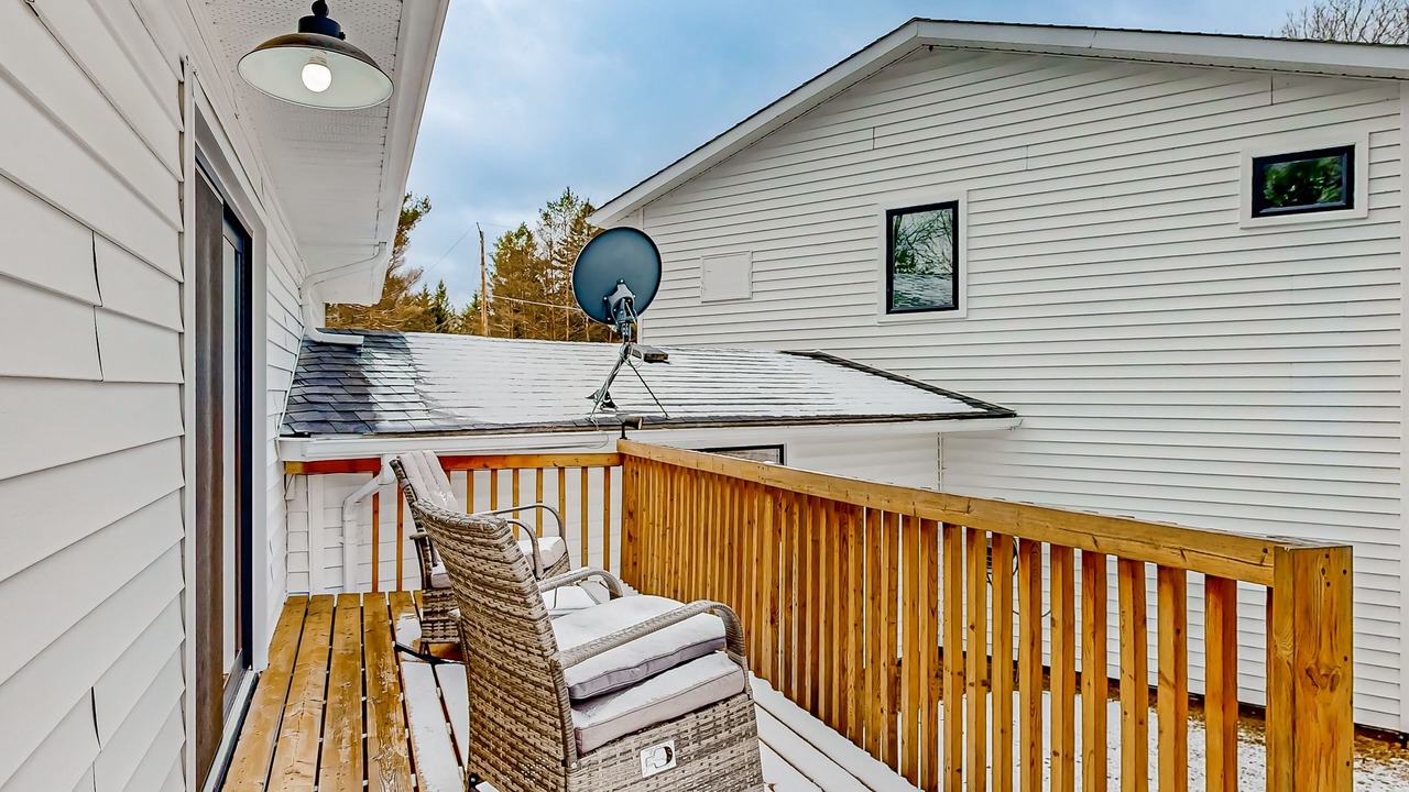 Photo of Outdoor in Springwater