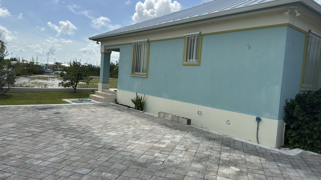 Photo of Outdoor in Lubbers Quarters Cay