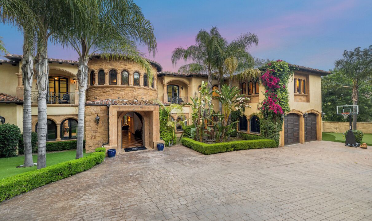 Photo of Outdoor in Tarzana