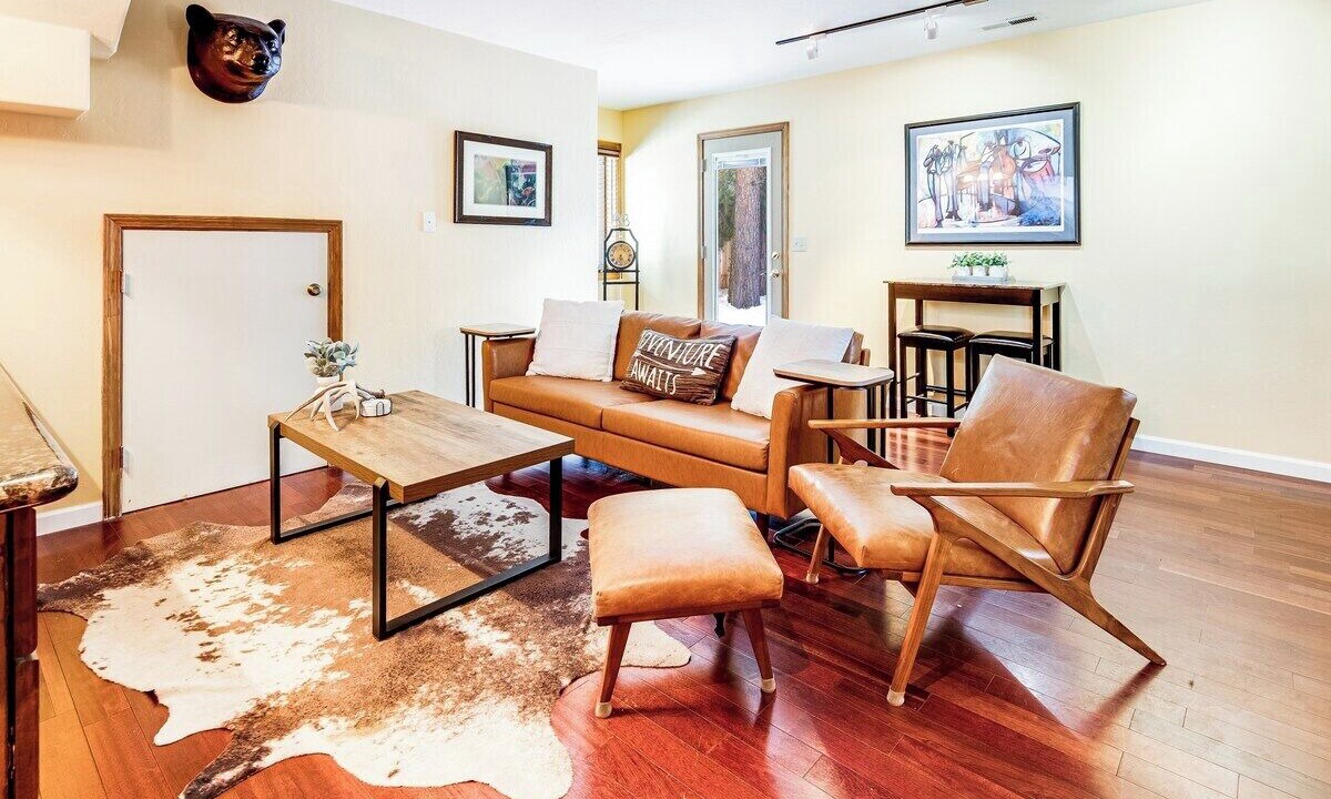 Photo of Livingroom in Lower Kingsbury