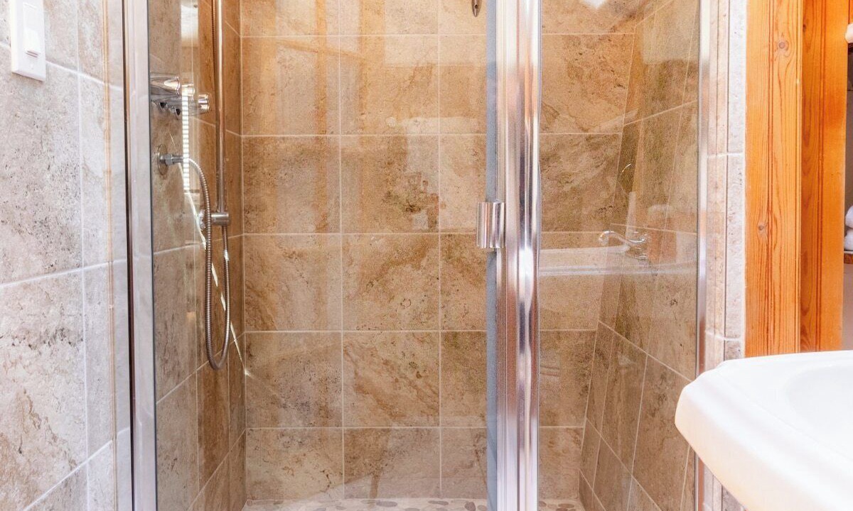 Photo of Bathroom in Lower Kingsbury