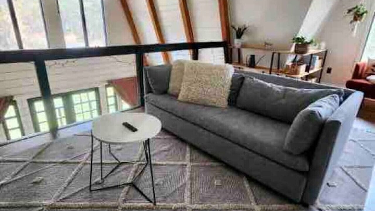 Photo of Livingroom in Highland