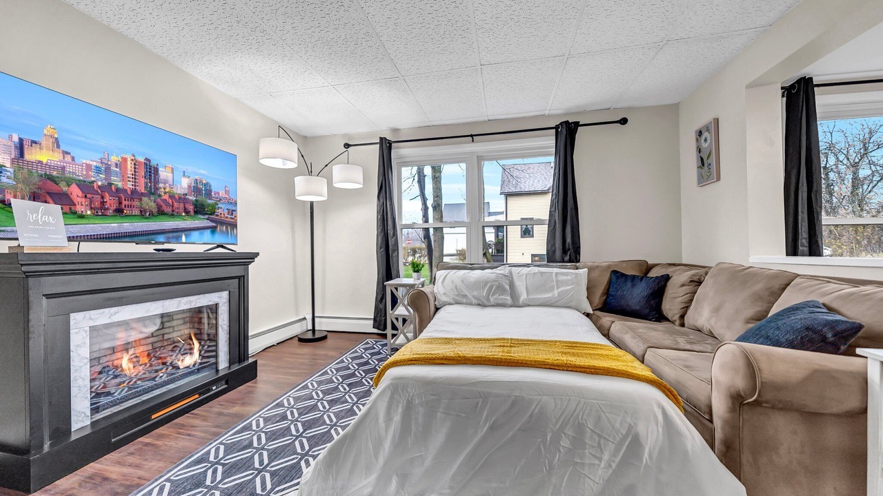 Photo of Livingroom in Athol Springs