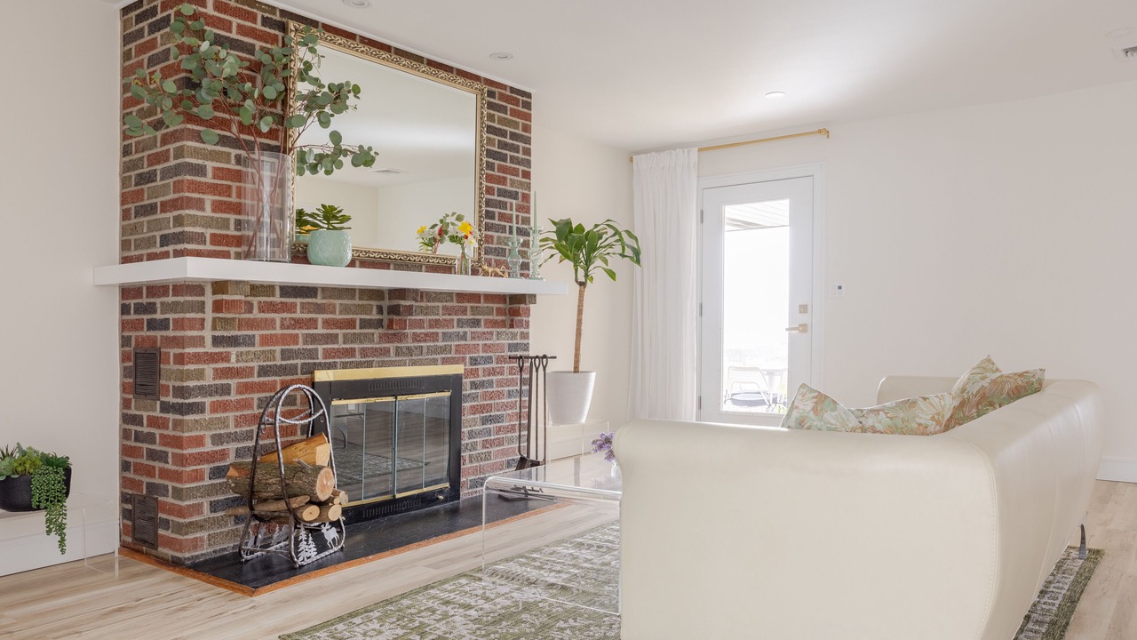 Photo of Livingroom in Wood-Ridge