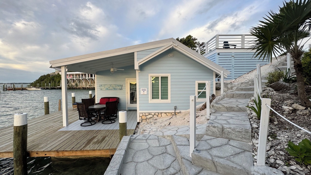 Photo of Patio Balcony in Lubbers Quarters Cay