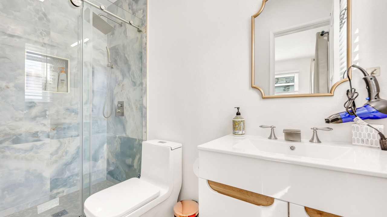Photo of Bathroom in Lennox