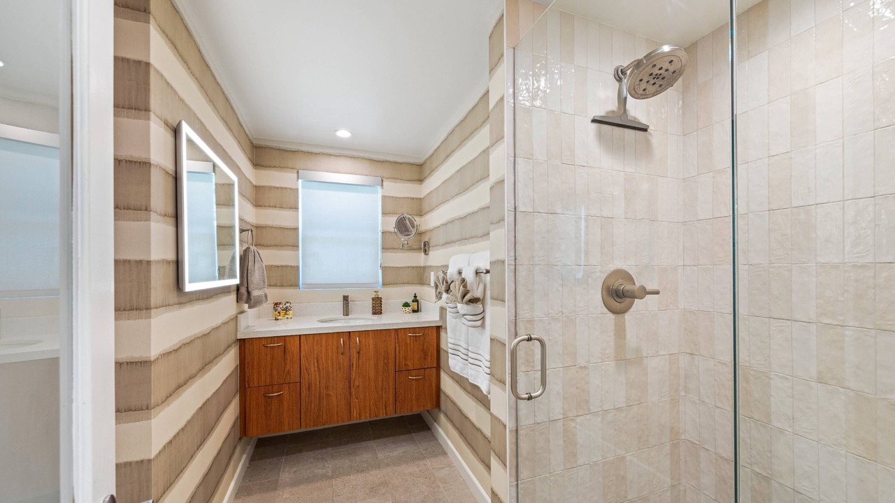 Photo of Bathroom in Historic Tennis Club