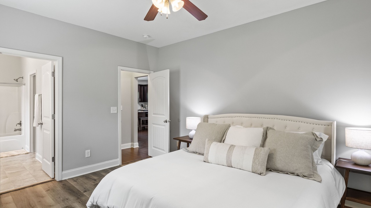 Photo of Bedroom in Opelika