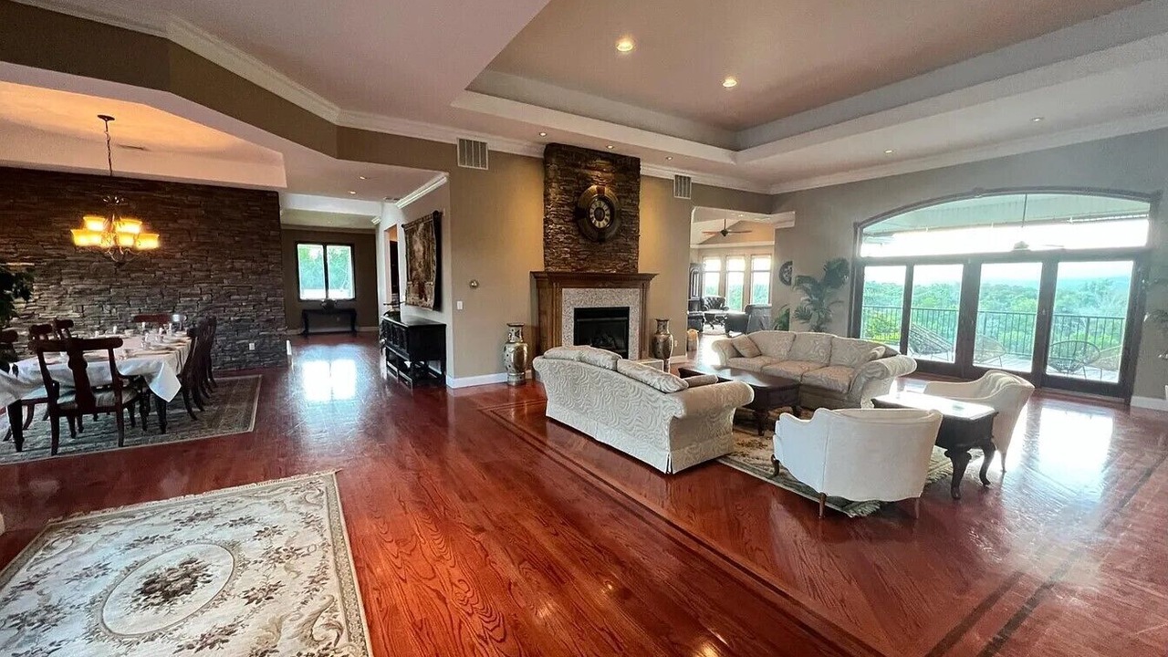 Photo of Livingroom in Blairstown