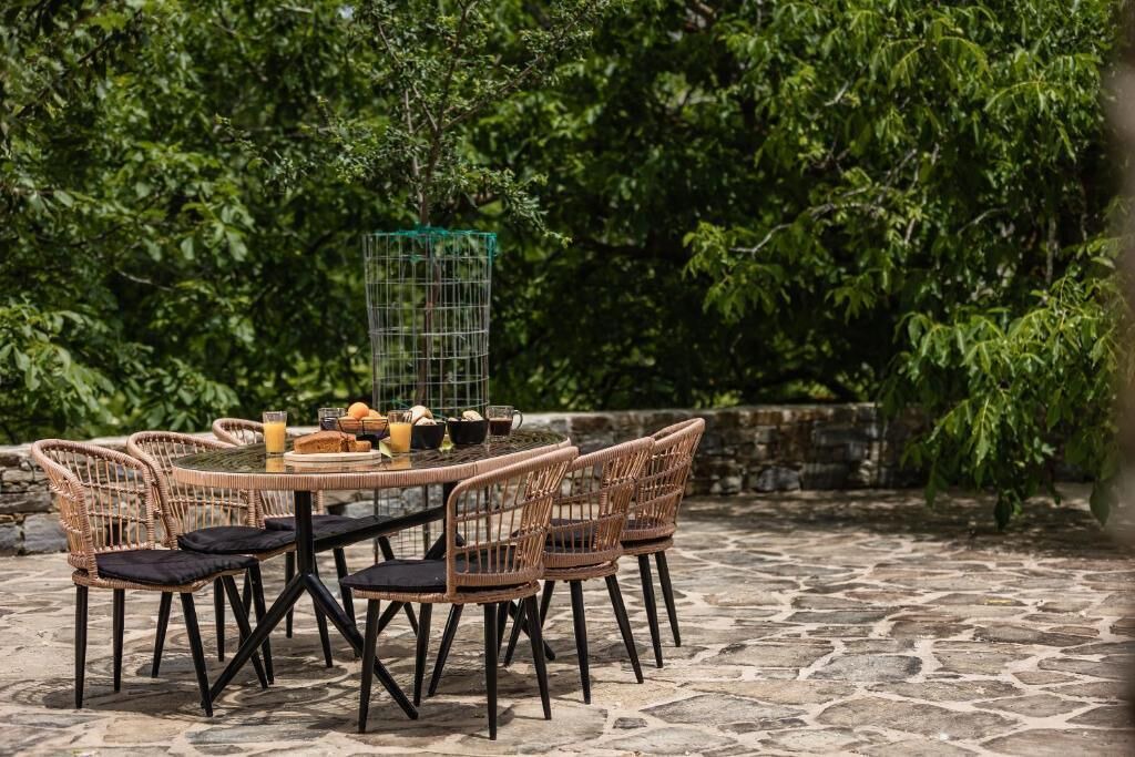Photo of Outdoor in Aperathos
