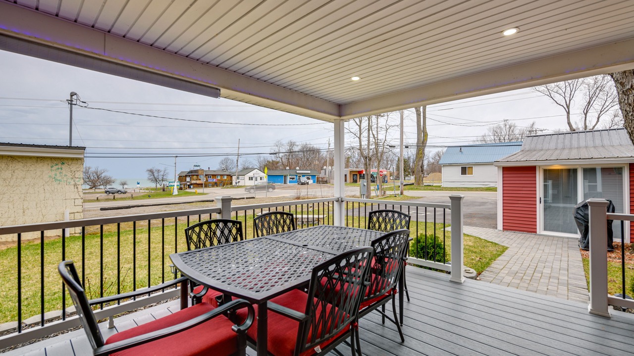 Photo of Outdoor in Lake Erie Beach