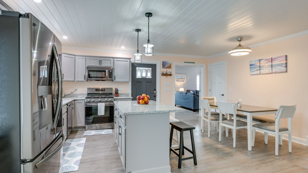 Photo of Kitchen in Lake Erie Beach