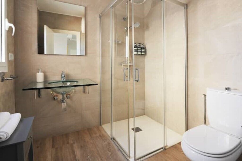 Photo of Bathroom in Figueres