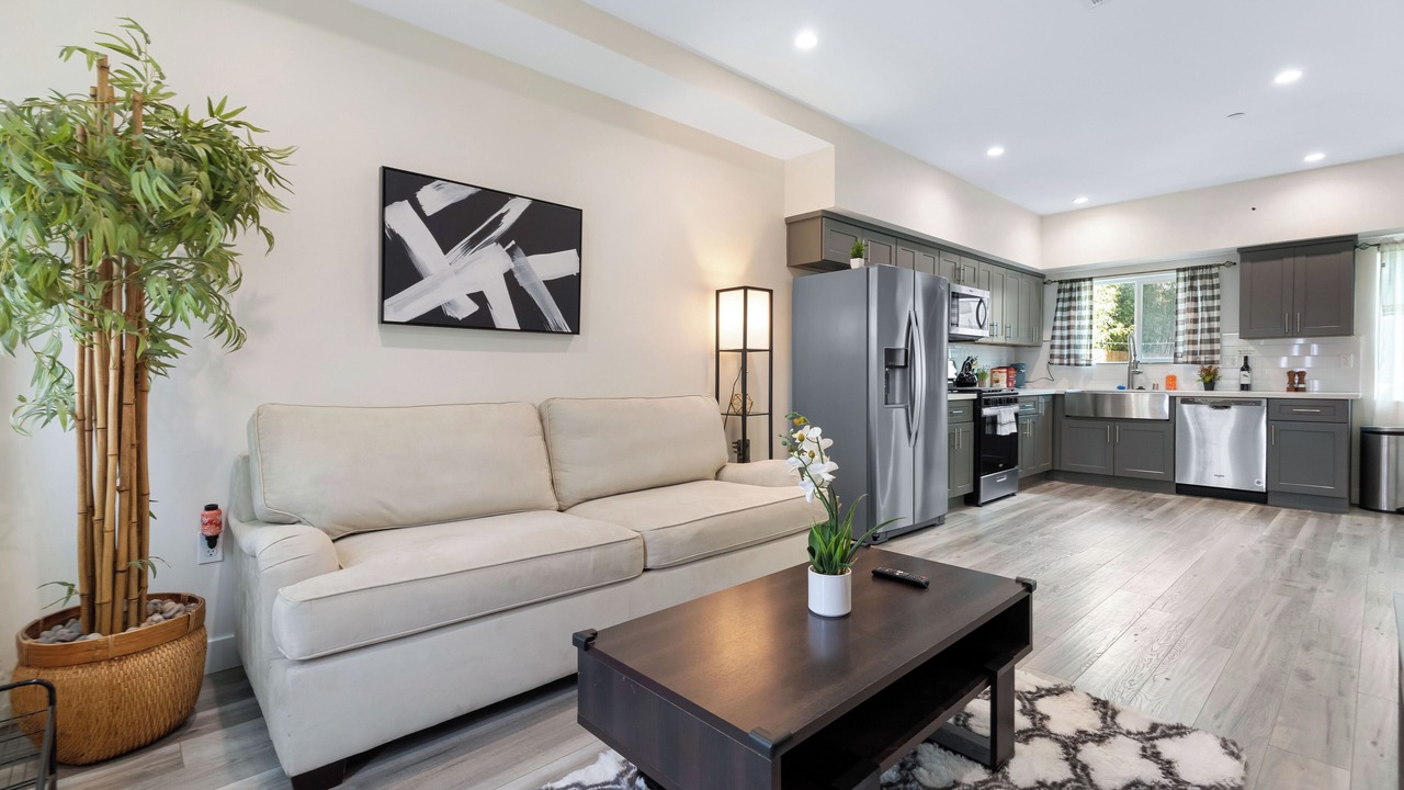Photo of Livingroom in East Hollywood