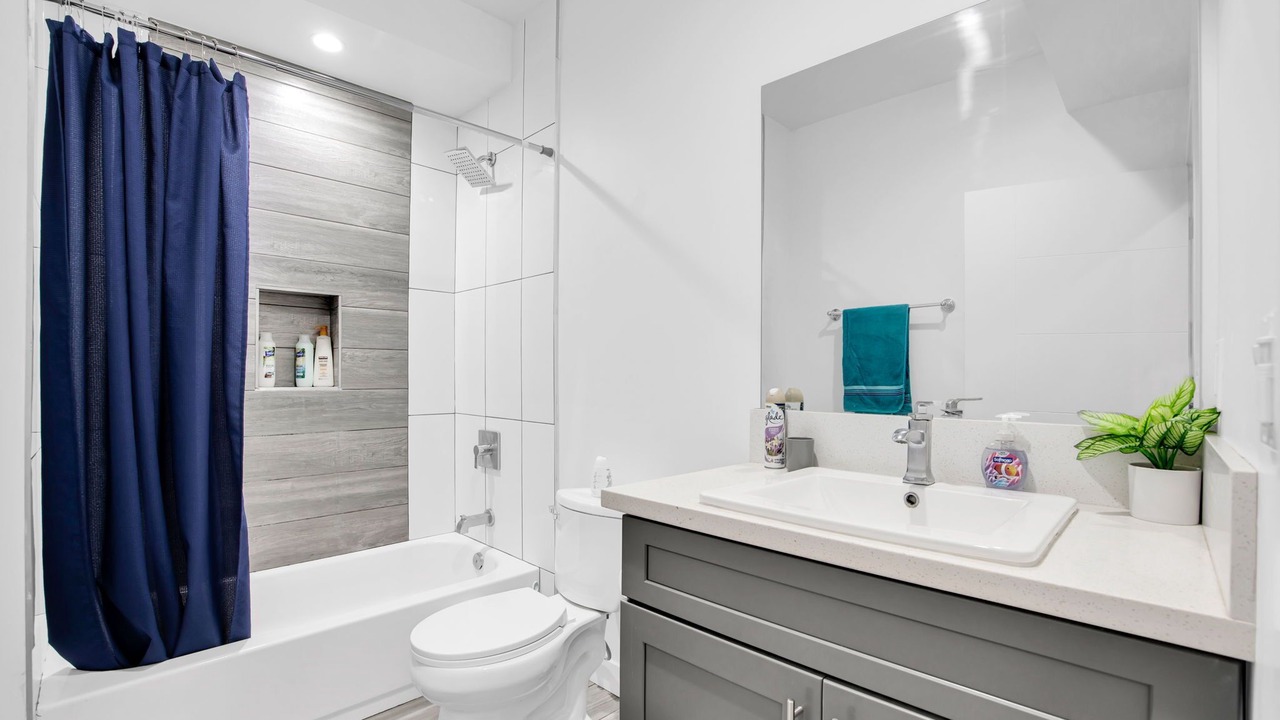 Photo of Bathroom in East Hollywood
