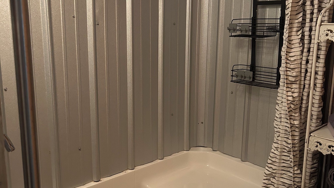 Photo of Bathroom in Lowndesboro