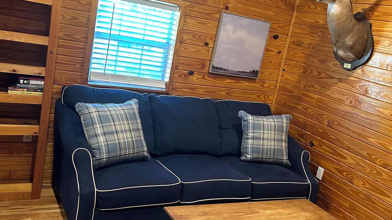 Photo of Livingroom in Lowndesboro