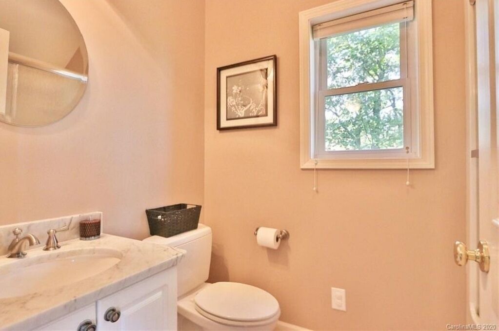 Photo of Bathroom in Boomer