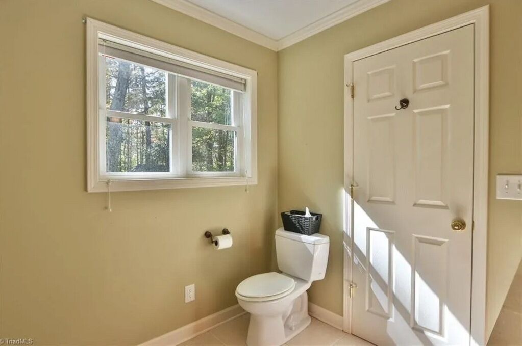 Photo of Bathroom in Boomer