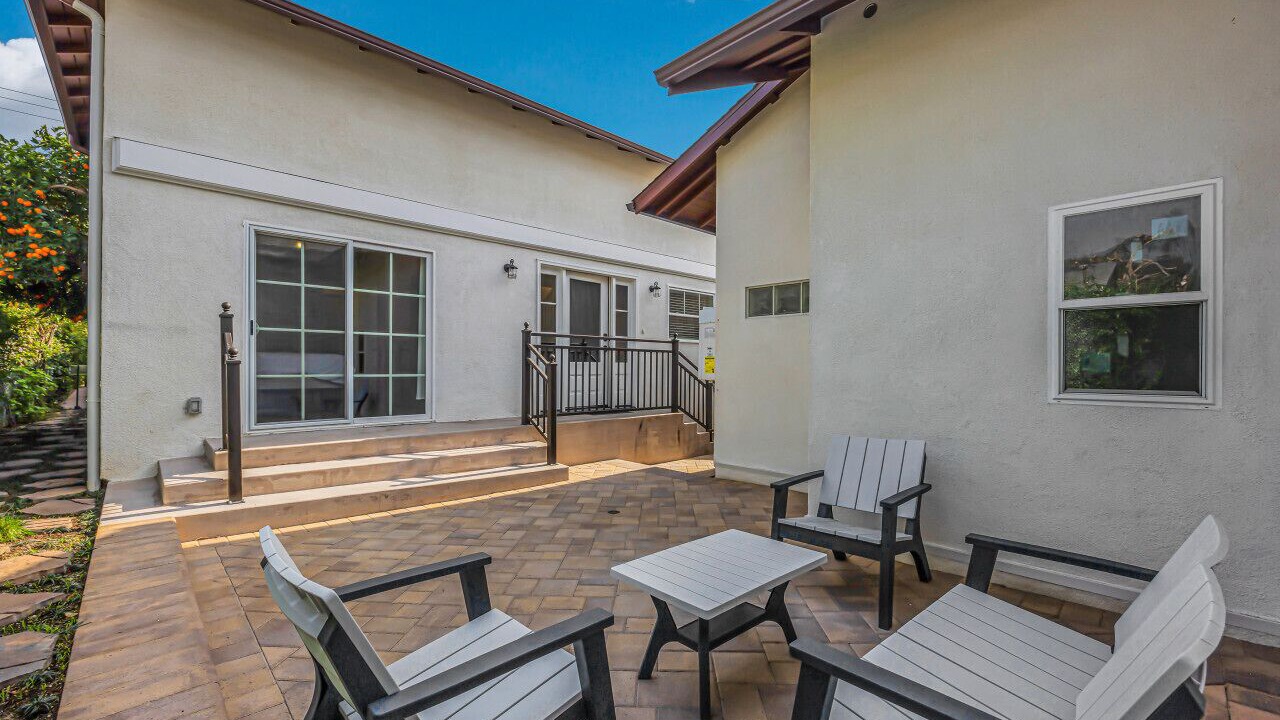 Photo of Patio Balcony in Altadena