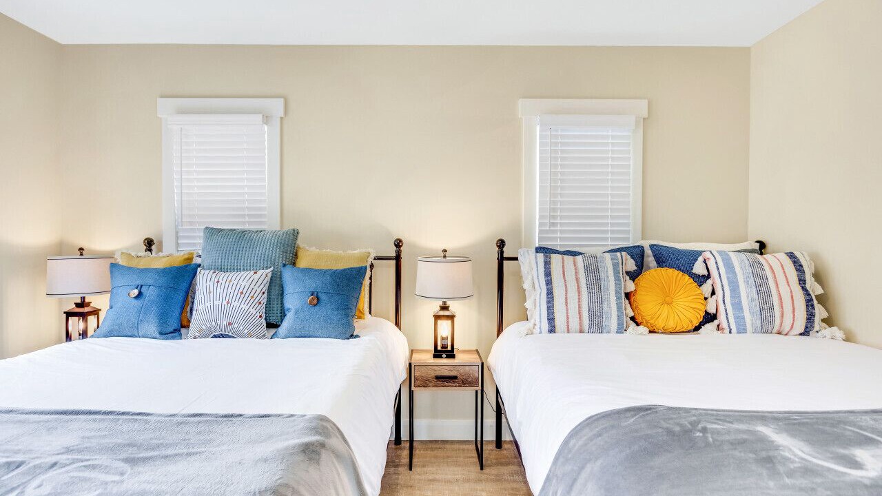 Photo of Bedroom in Altadena