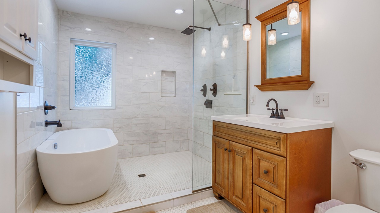 Photo of Bathroom in Valois