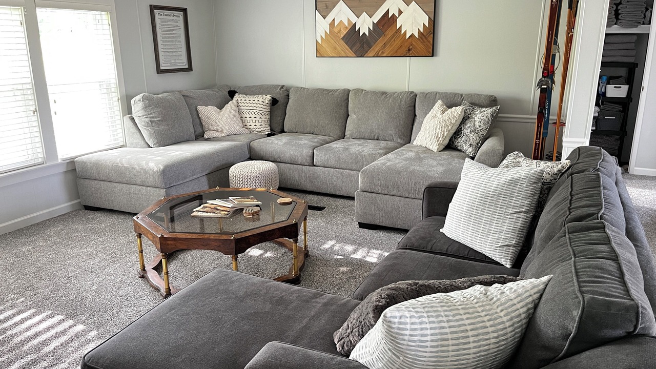 Photo of Livingroom in Watkins Glen