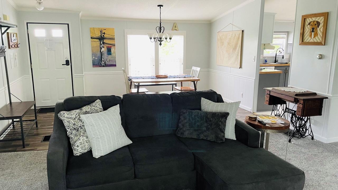 Photo of Livingroom in Watkins Glen