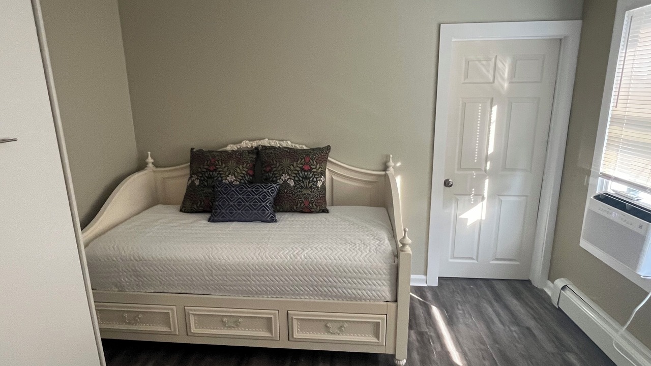 Photo of Bedroom in Keansburg
