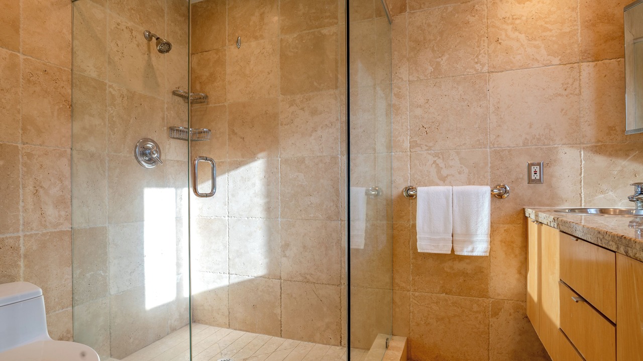 Photo of Bathroom in Birch Park Finger Streets