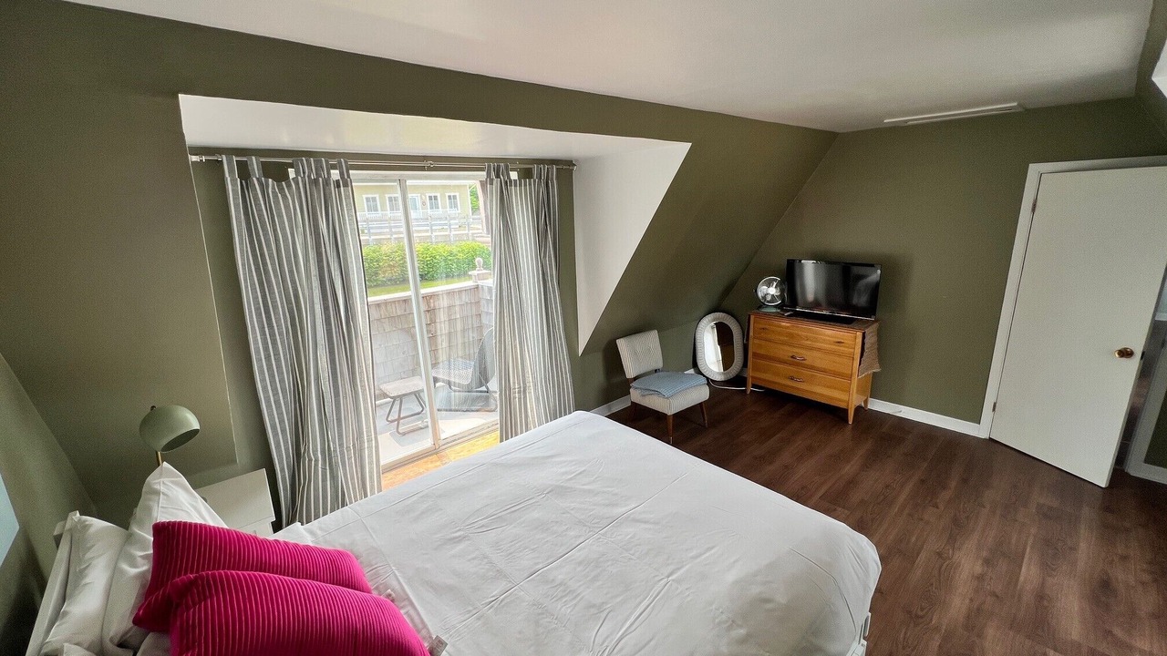 Photo of Bedroom in Pointe-au-Pic