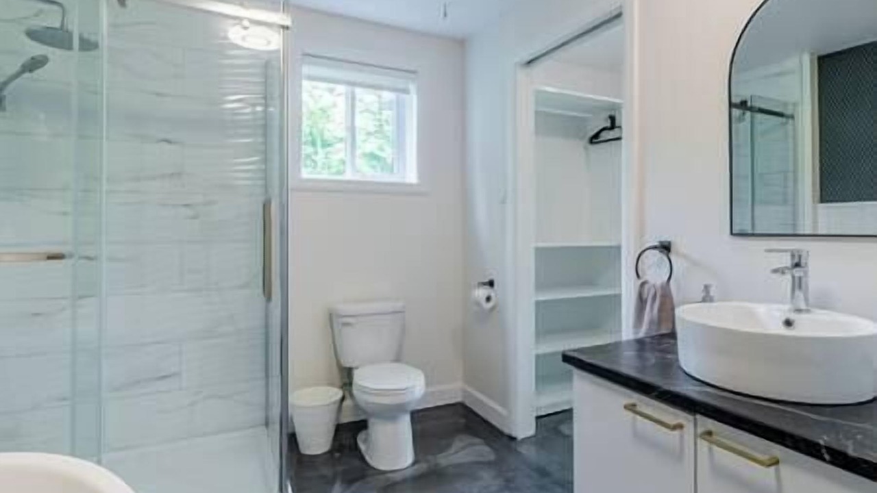 Photo of Bathroom in Saint-Joseph-de-la-Rive