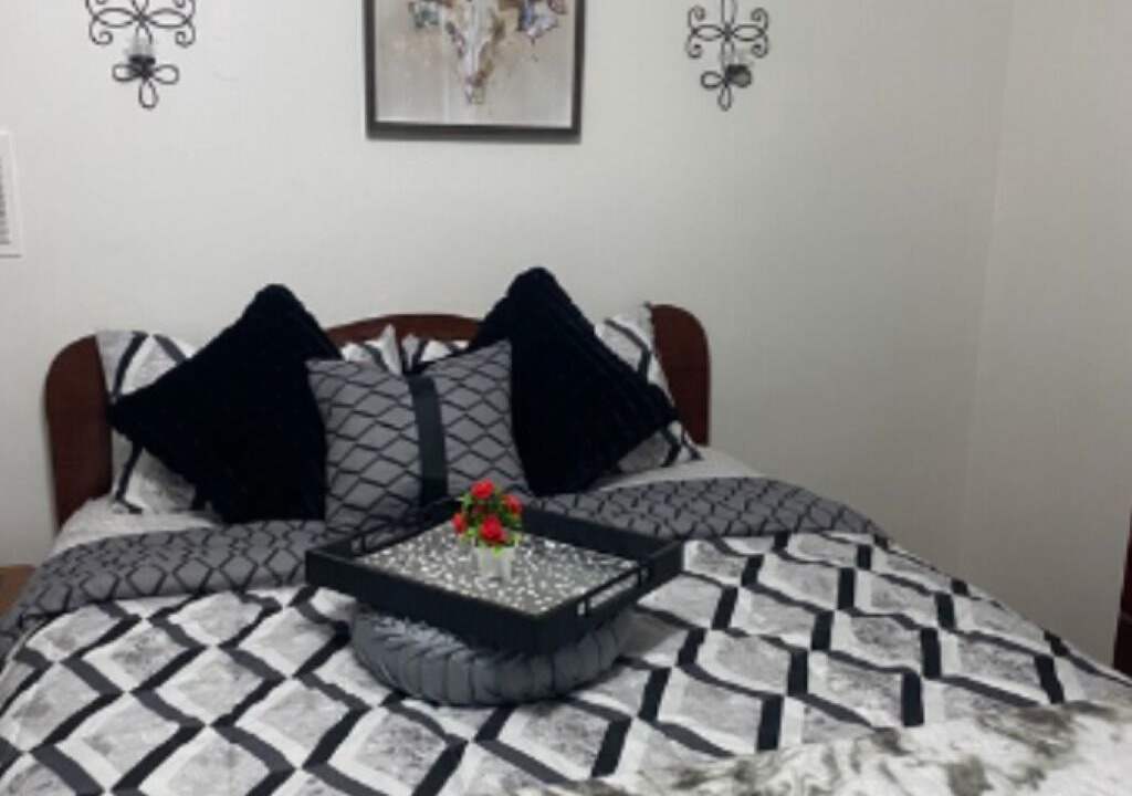 Photo of Bedroom in Mid City