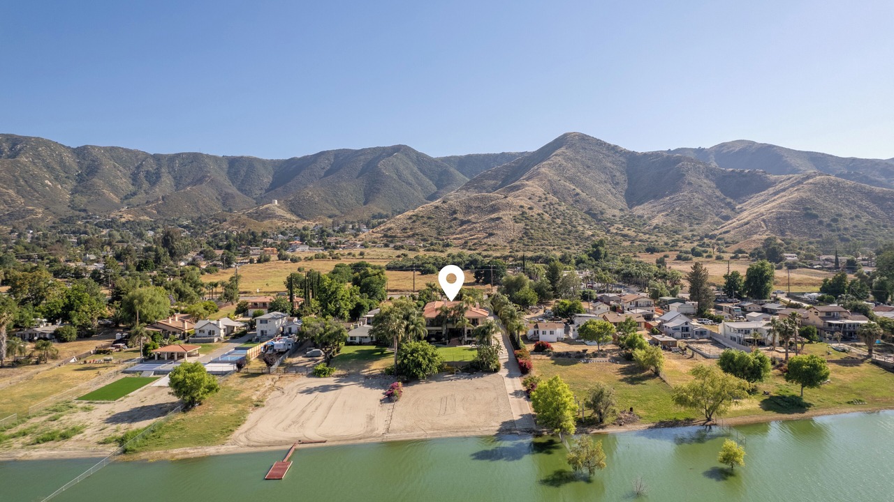 Photo of Outdoor in Lakeland Village