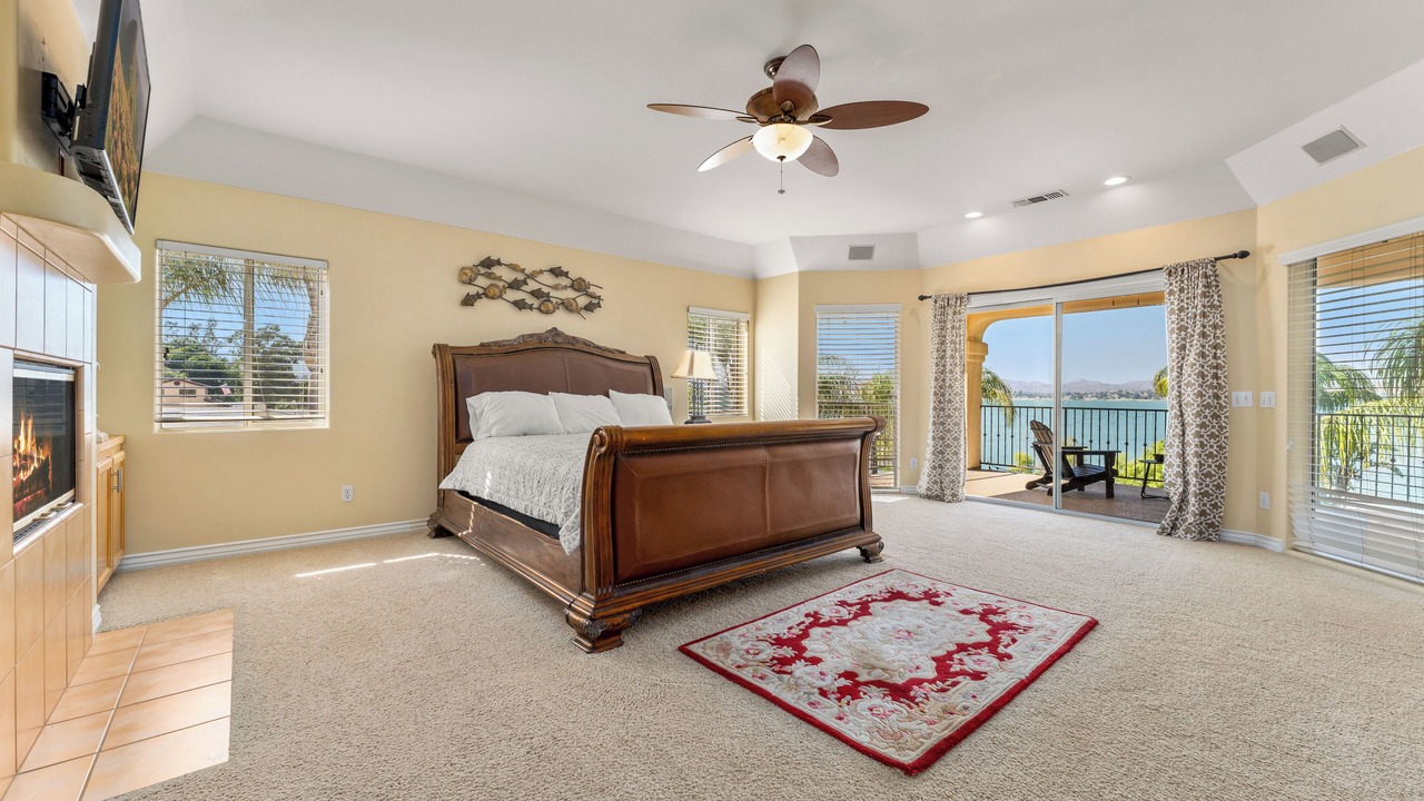 Photo of Bedroom in Lakeland Village