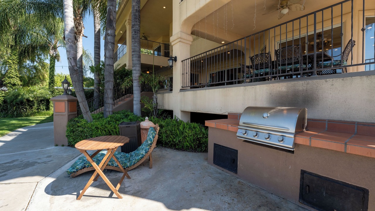 Photo of Outdoor in Lakeland Village