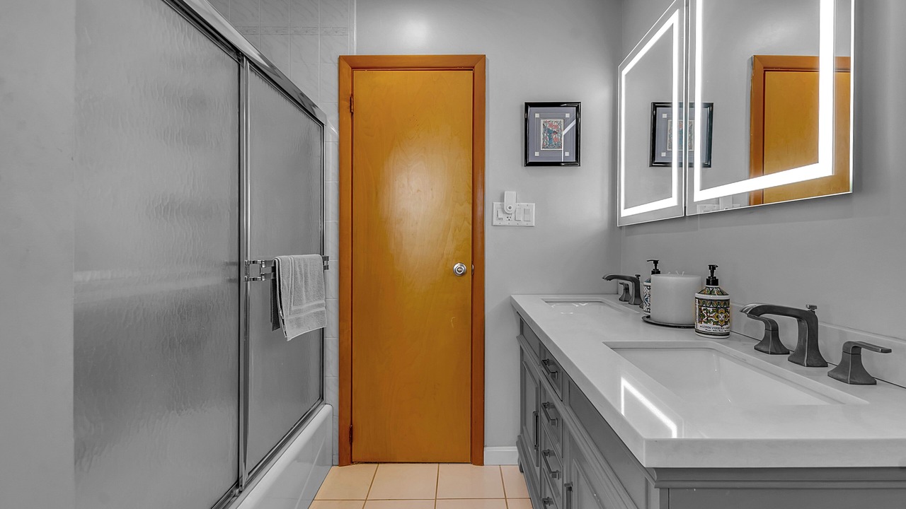 Photo of Bathroom in Ripley