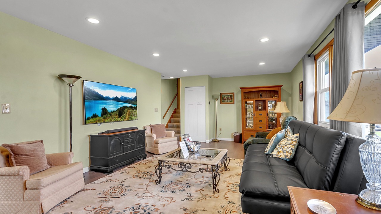 Photo of Livingroom in Ripley