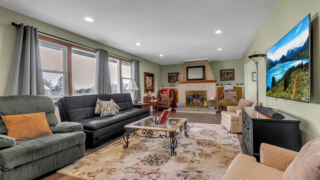 Photo of Livingroom in Ripley