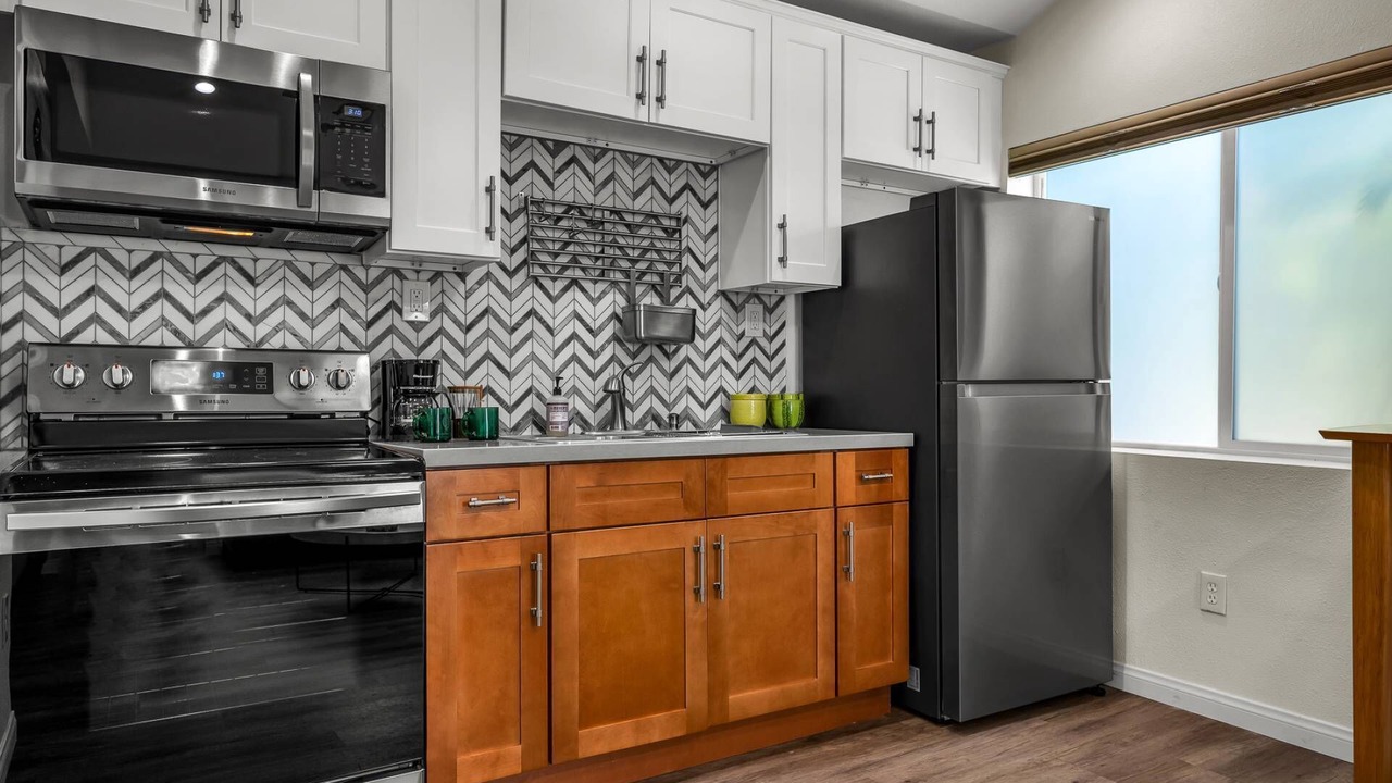 Photo of Kitchen in Valley Glen